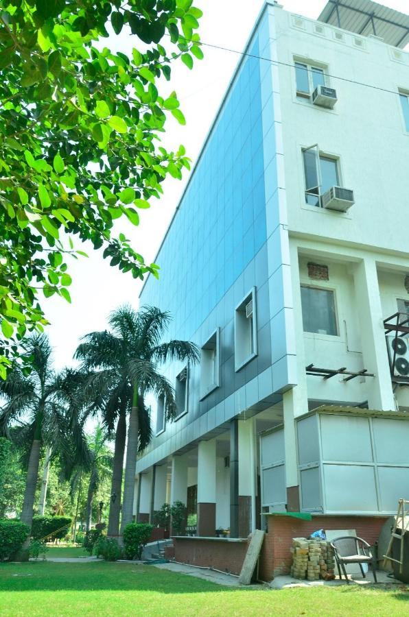 Ddr Hotel Residency Gurgaon Exterior foto