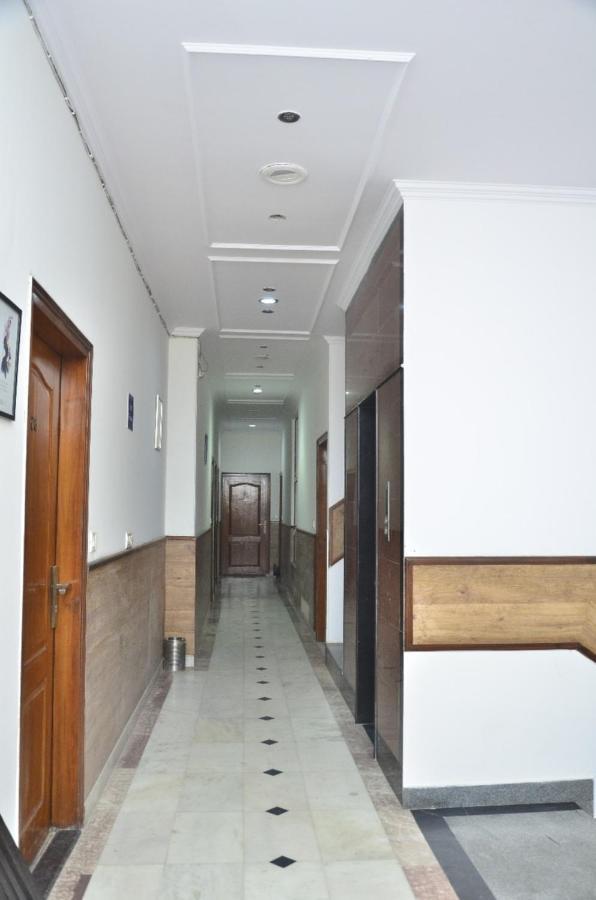 Ddr Hotel Residency Gurgaon Exterior foto