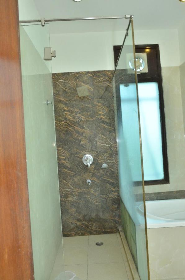 Ddr Hotel Residency Gurgaon Exterior foto