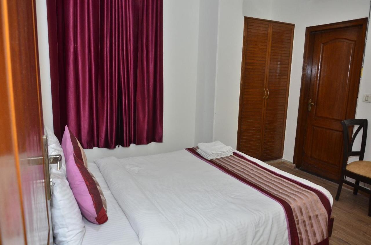 Ddr Hotel Residency Gurgaon Exterior foto
